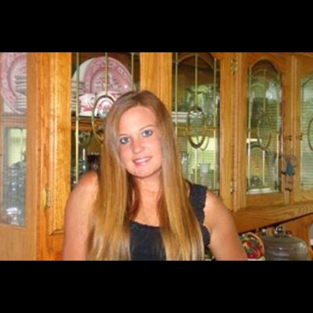 Meet your Posher, Laura